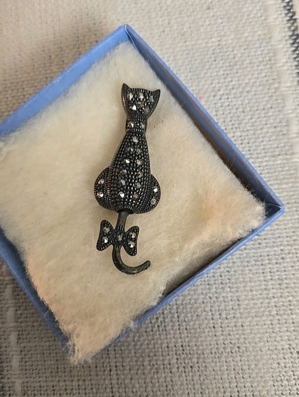 Cat Pin Sterling Silver Marcasite Kitty Articulated Tail with Bow Brooch 925